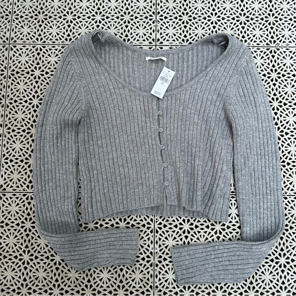 NWT Ae cropped cardigan Sweater size L